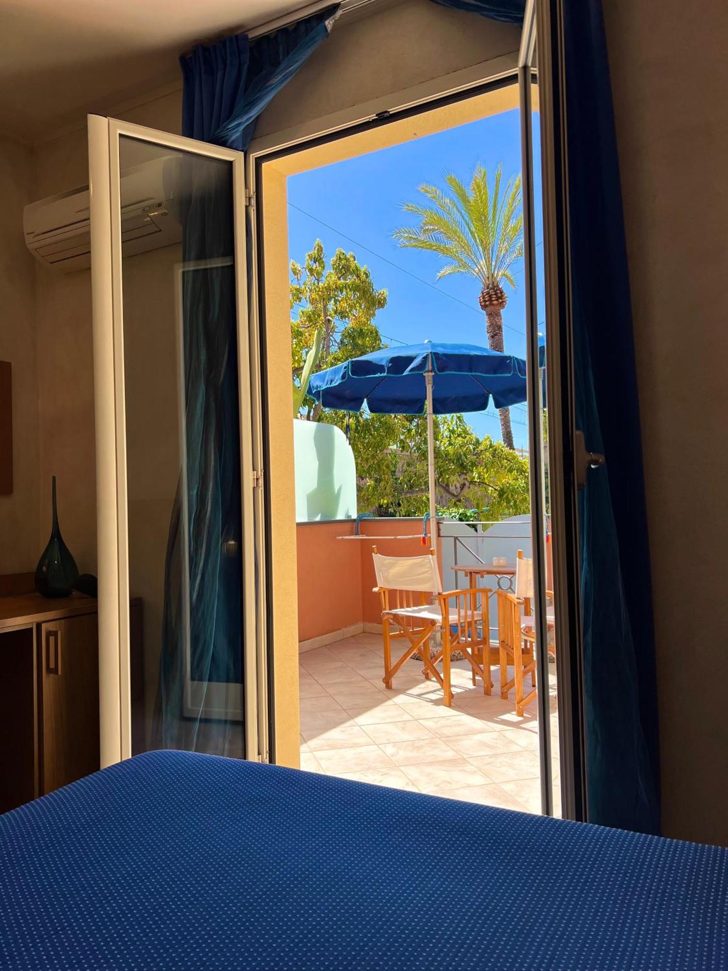 Acqua Di Mare Bed and Breakfast Bordighera Εξωτερικό φωτογραφία