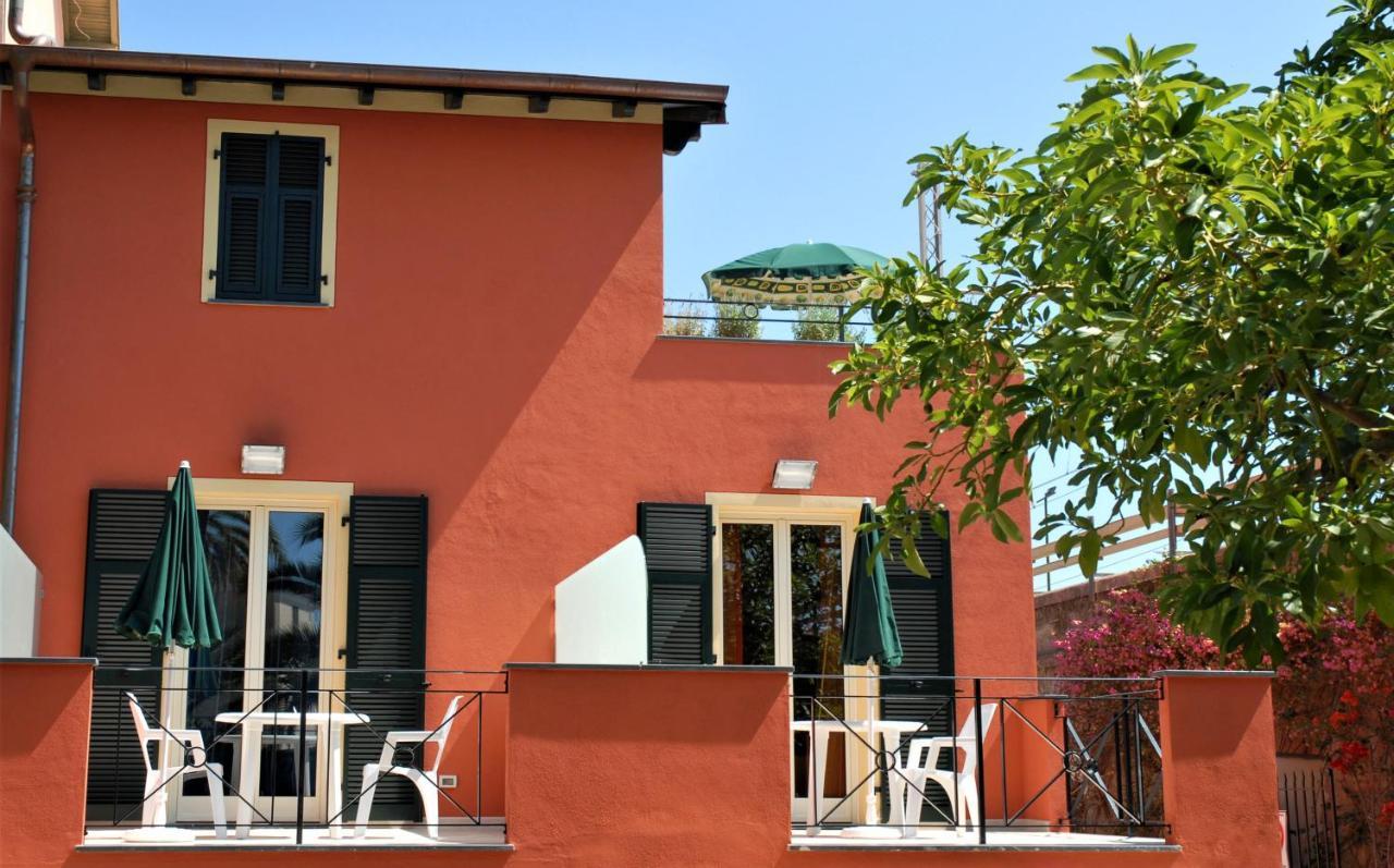 Acqua Di Mare Bed and Breakfast Bordighera Εξωτερικό φωτογραφία